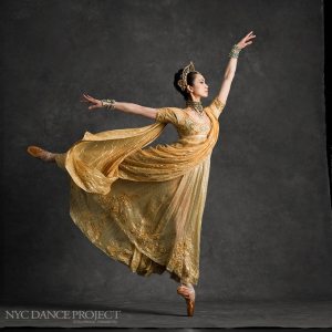 stella-abrera-as-gamzatti-in-la-bayadere